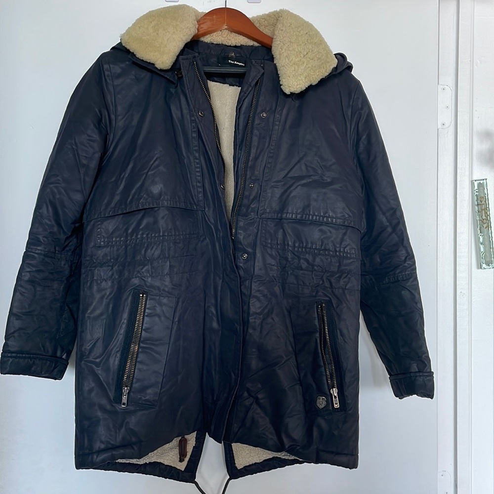 LAST DAY DEC. 10.  
. MOVING. THE KOOPLES. INCREDIBLE WARM COAT SHEEP FUR. EUC